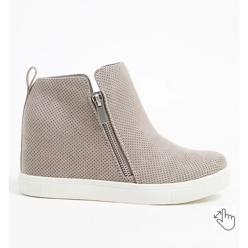 Torrid Wedge Boots